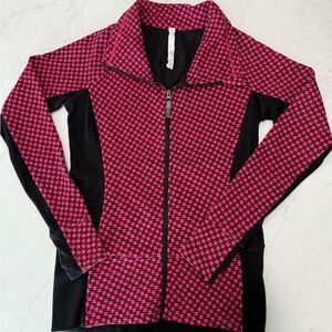 Lululemon Radiant Jacket Deep Dive Berry Rumble Black Colorway Full Zip size 8